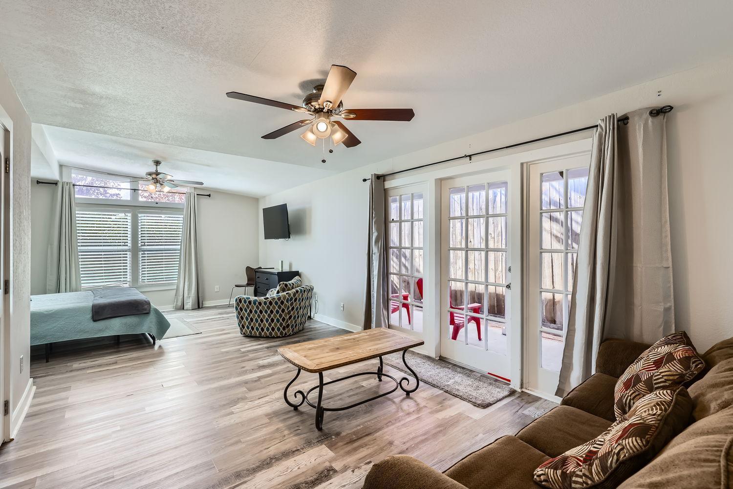 Сasa de vacaciones New 5 Bdrm W/pool Mins To Pearl/riverwalk/quarry Market - Sleep 12 *